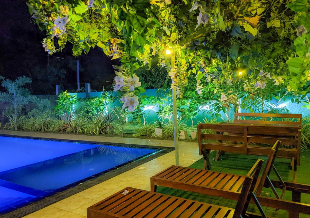 티사마하라마 Yala Golden Wild B&B 외부 사진